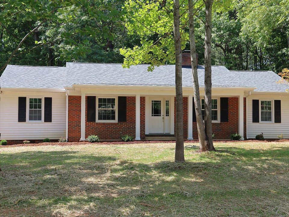 1st image of 541 Charles Dr