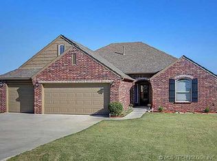 22171 E 115th Pl, Broken Arrow, OK 74014