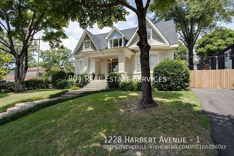 Vintage Charm, Modern Finishes — Photo 2