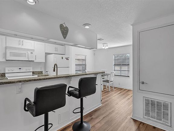 5th image of 373 Eron Way #47