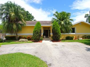 8745 SW 177th Ter, Palmetto Bay, FL 33157