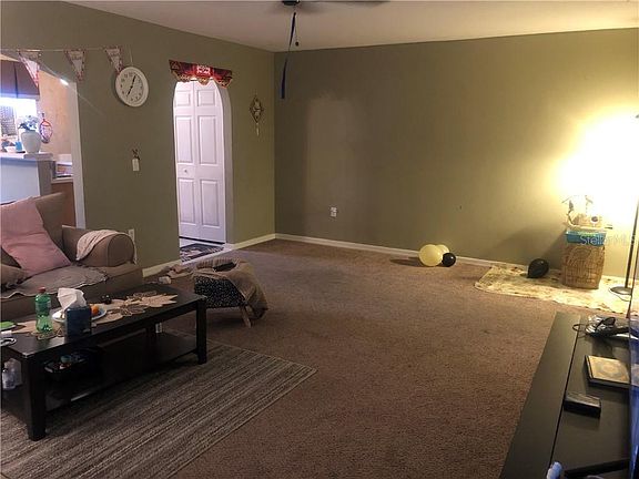3rd image of 3803 Hampstead Ln