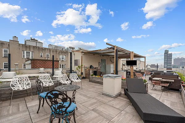 Rented by Compass | media 8