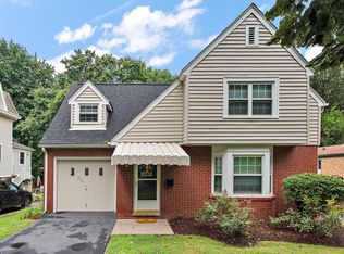 330 Bank St, Sewickley, PA 15143