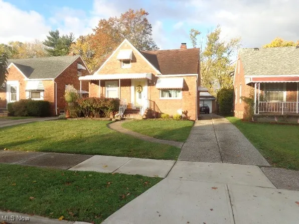 4334 S Parkside Dr, Brooklyn, OH 44144