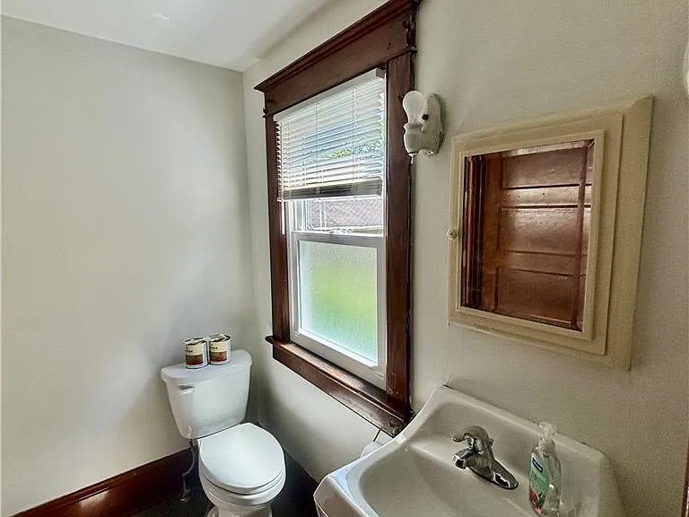 2960 William Penn Hwy — Photo 6