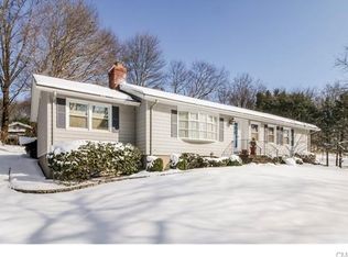 62 Waller Rd, Trumbull, CT 06611