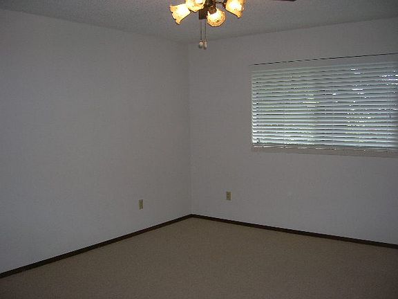 3rd image of 130 National Park Way