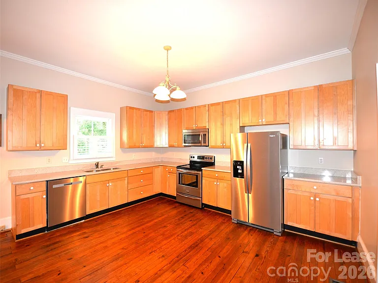 252 South St — Photo 9