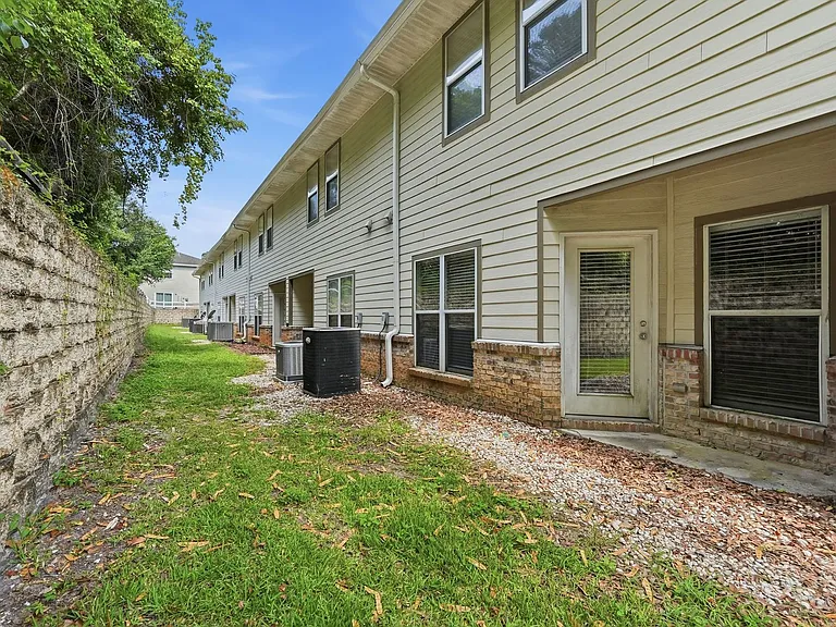 503 Arbor Lake Dr — Photo 45