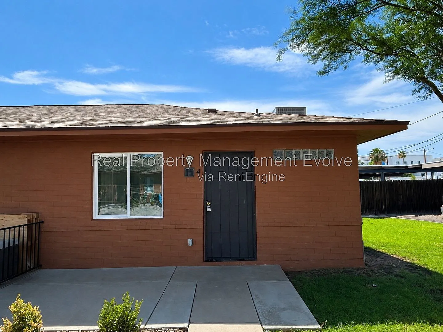 1 bed, 1.0 bath, 550 sqft, $1,145 — Photo 2