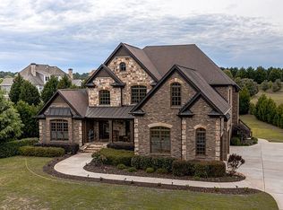 520 Wentworth Ct, Fayetteville, GA 30215