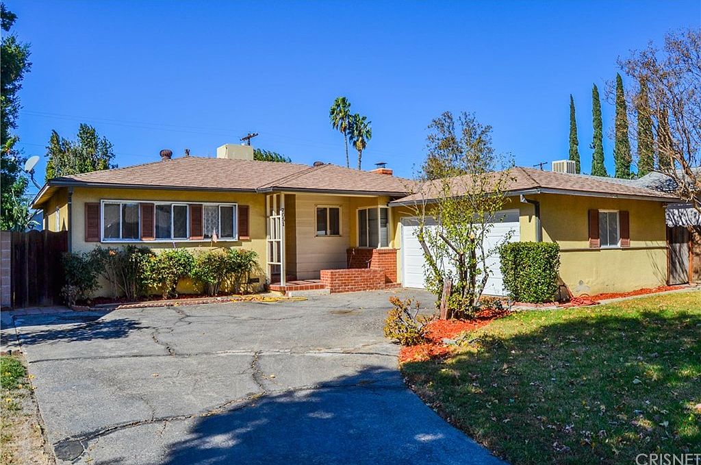 7051 Bianca Ave, Van Nuys, CA 91406 | Zillow