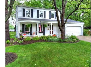 2215 Croydon Rd, Twinsburg, OH 44087