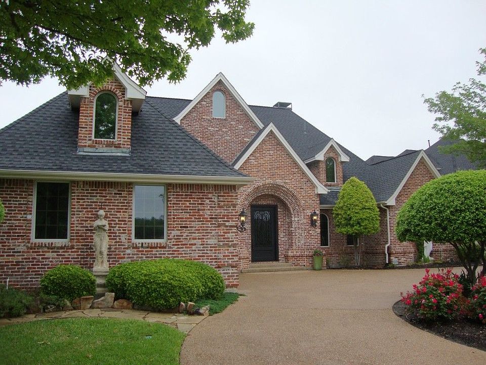 1st image of 721 Carnoustie Ct