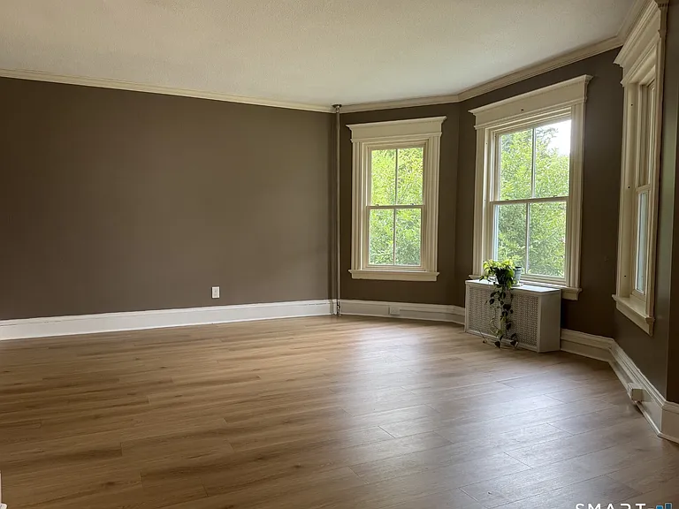 9 Lemay St — Photo 8