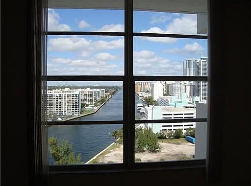 3rd image of 3800 S Ocean Dr APT 1604