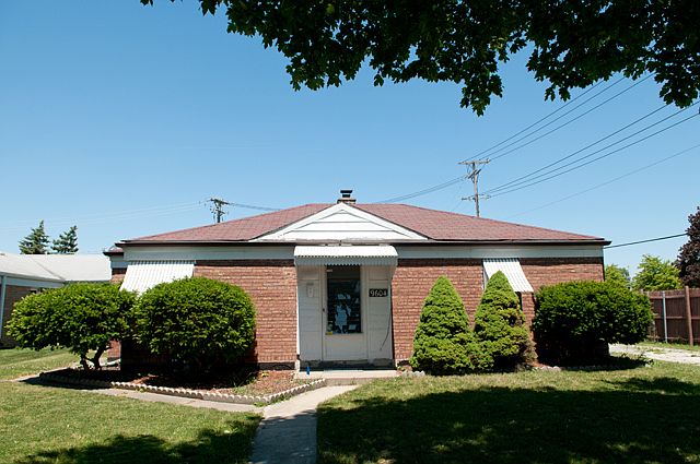 1st image of 9604 Johanna Ave