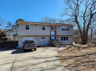 267 Boyle Rd, Selden, NY 11784