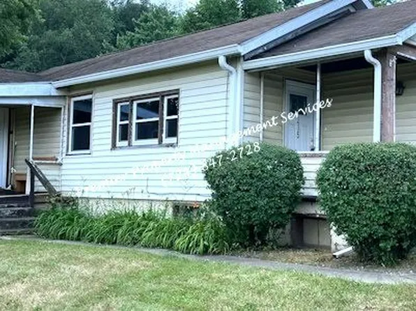 215 Ross Ave, Beaver Falls, PA 15010