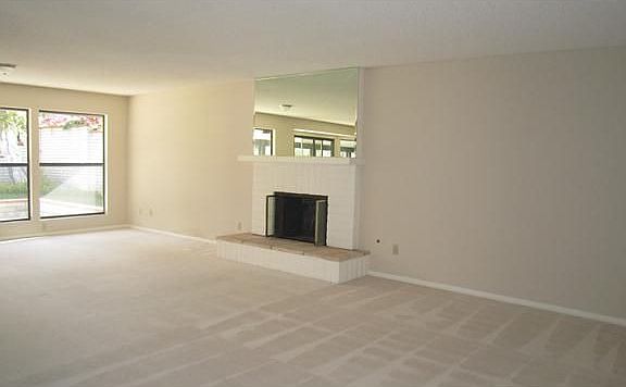 4th image of 1903 Altozano Dr