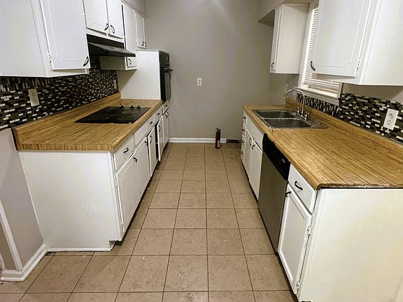 5th image of 3712 Merritt St