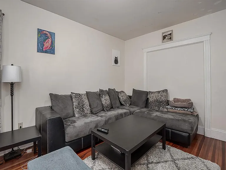 47 Saint Margaret St #1 — Photo 2