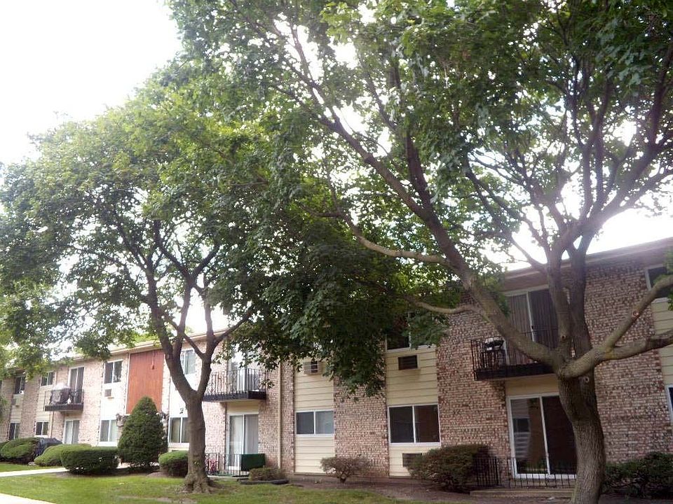 Front of Large Condo
