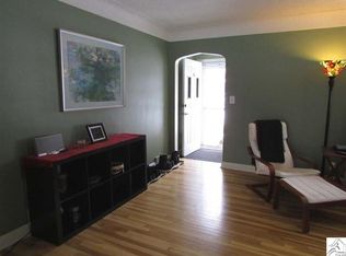 2107 Hillcrest Dr, Duluth, MN 55811