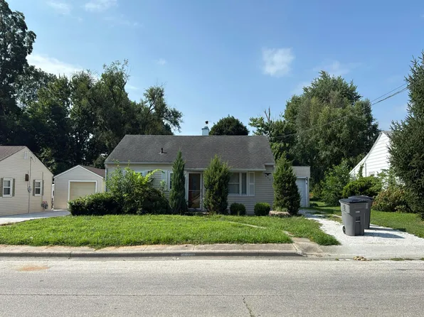 653 W Fayette St, Pittsfield, IL 62363