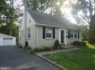 360 Lynn Rd, Springfield, PA 19064