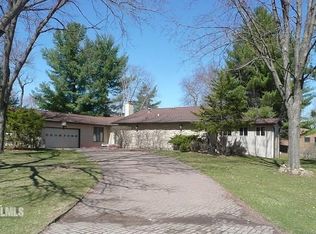 306 Butternut Dr, Lena, IL 61048