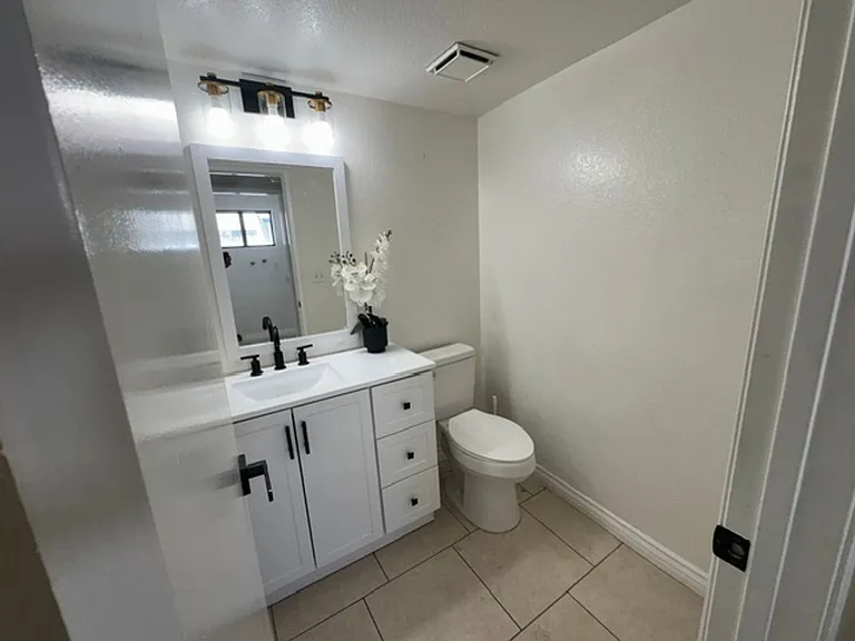 409 Wimbledon Dr — Photo 17