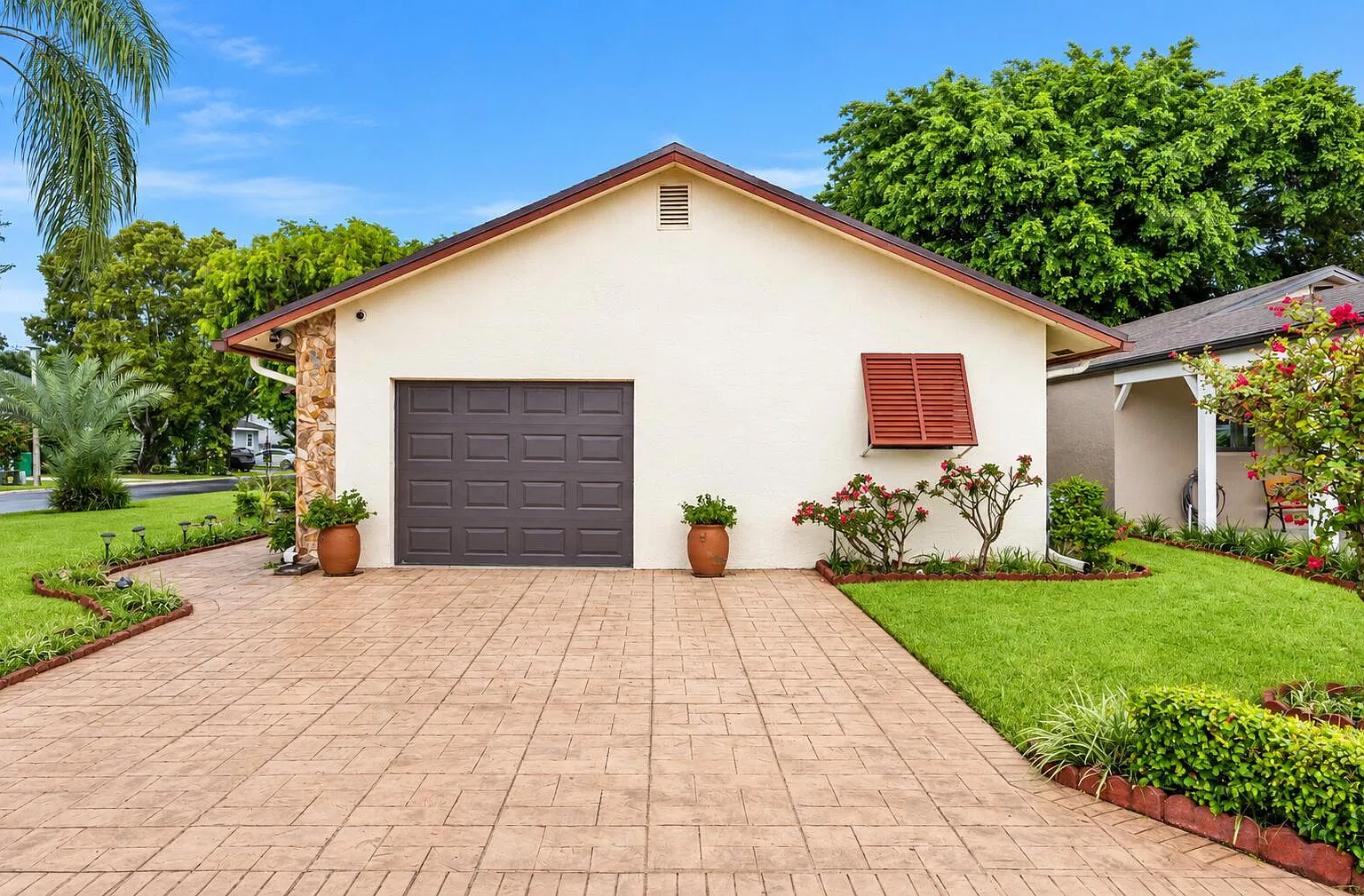 3 bed, 2.0 bath, 1471 sqft, $3,500 — Photo 1
