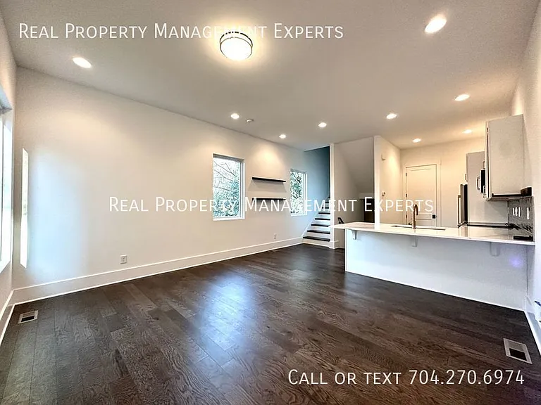 1004 Margaret Brown St #C — Photo 5