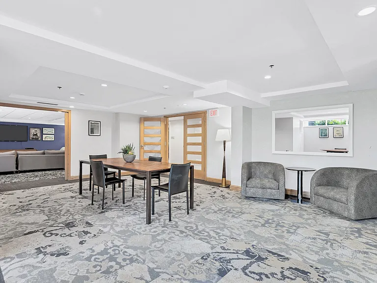 Broadstone Van Dorn — Photo 40
