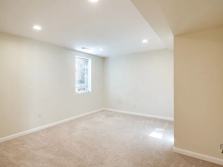1304 Longbow Rd — Photo 16