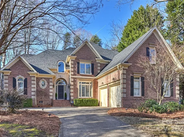 16512 Pelican Point Ln, Cornelius, NC 28031