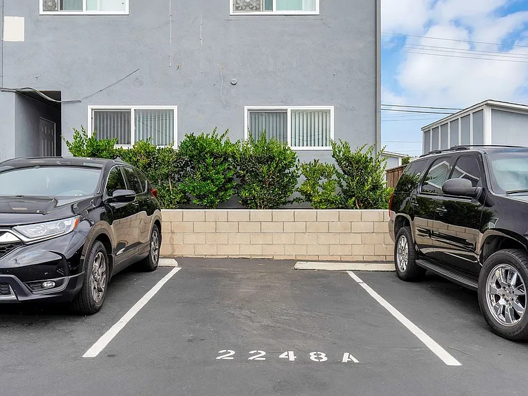 Canyon Drive Apartment Homes — Photo 26