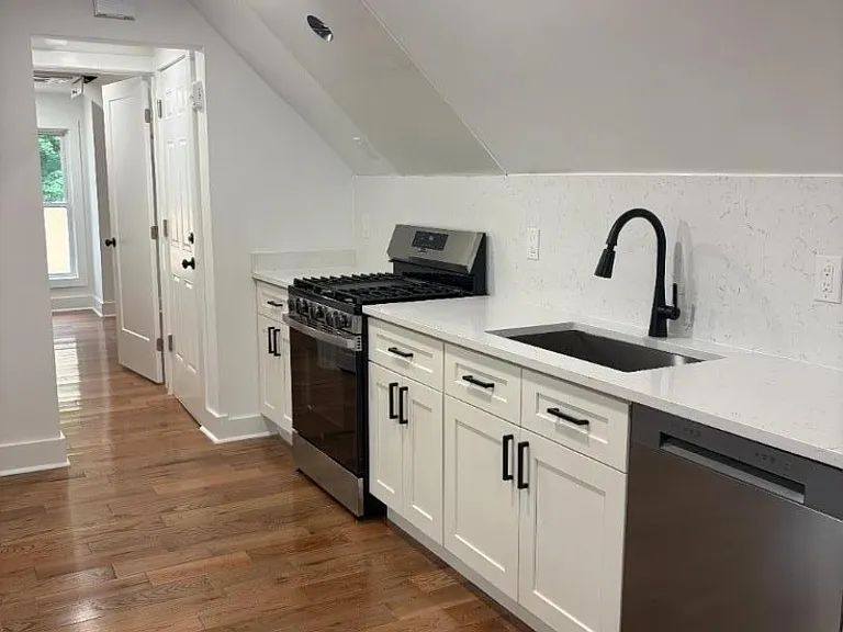 72 Western Ave #3 — Photo 3