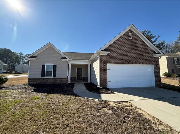 8620 Blair Ct, Douglasville, GA 30134