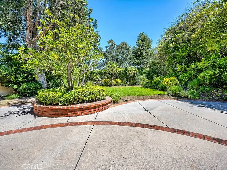 22253 Drums Ct — Photo 48