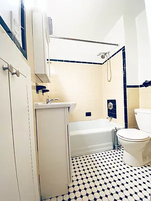 Rented by Yorgan Group, LLC | media 10