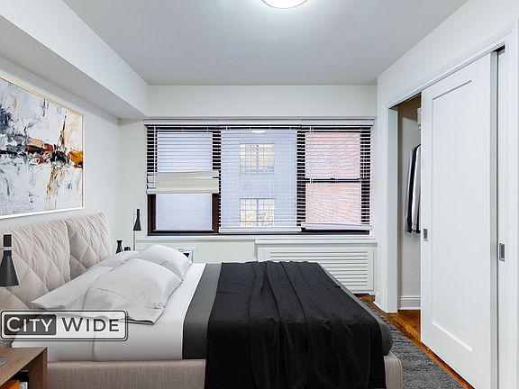 2nd image of 157 E 57th St APT 14G