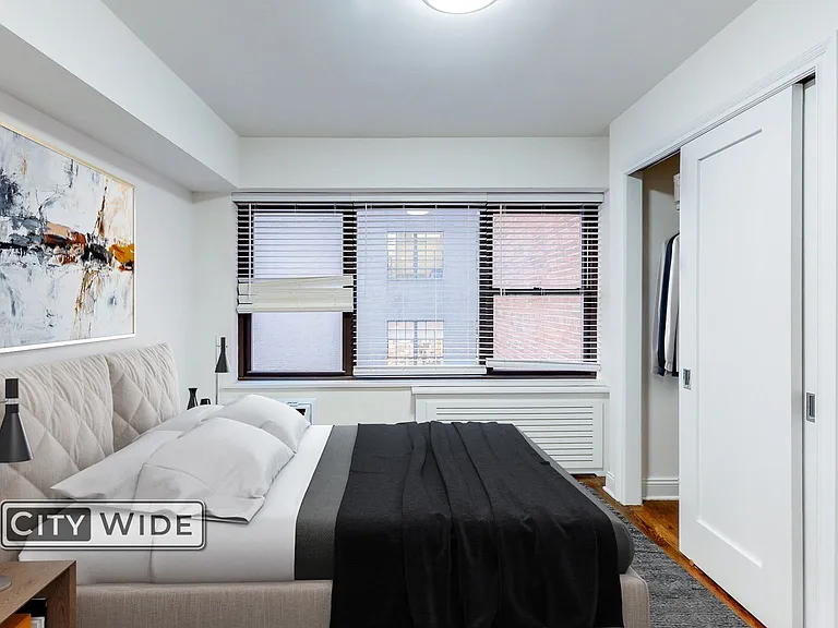 157 E 57th St #14G — Photo 2