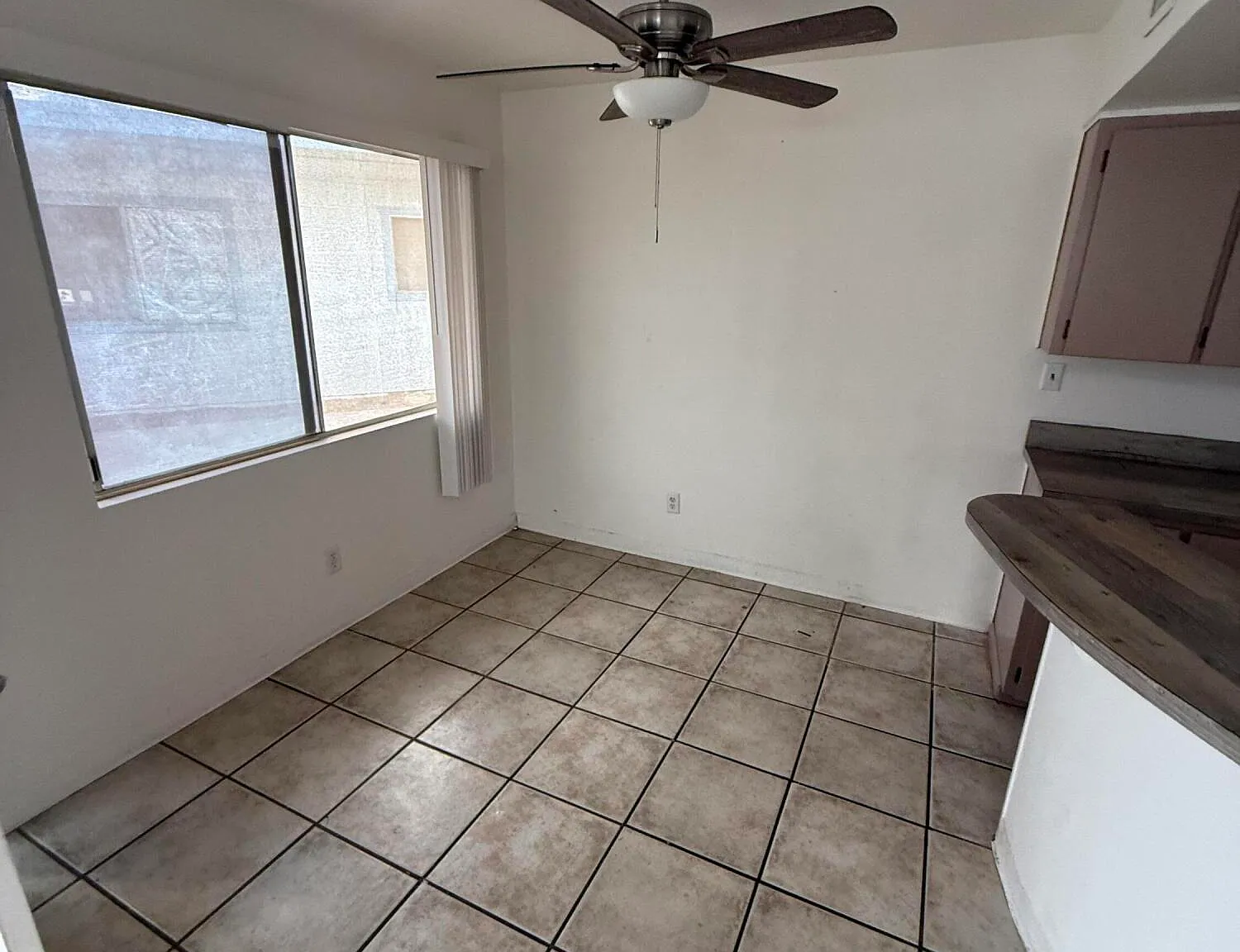2 bed, 1.0 bath, 800 sqft, $1,100 — Photo 3