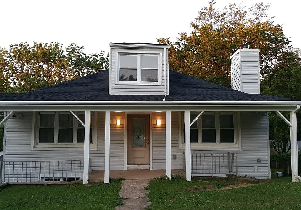 913 Cooks Ln #FIRSTFRONT