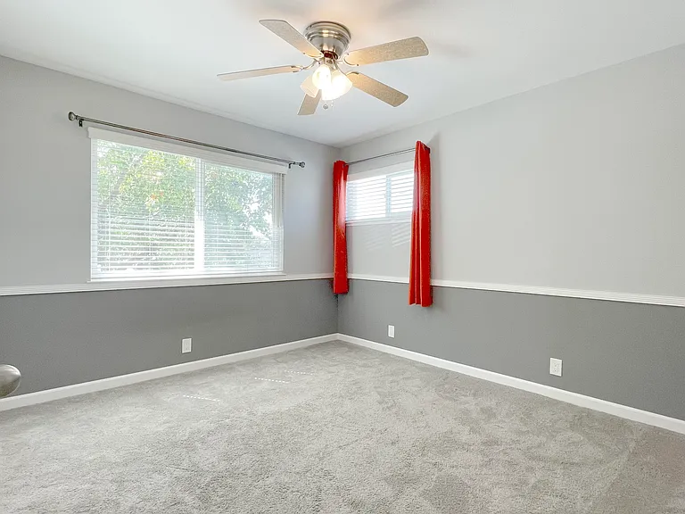 933 Sunlite Dr — Photo 12