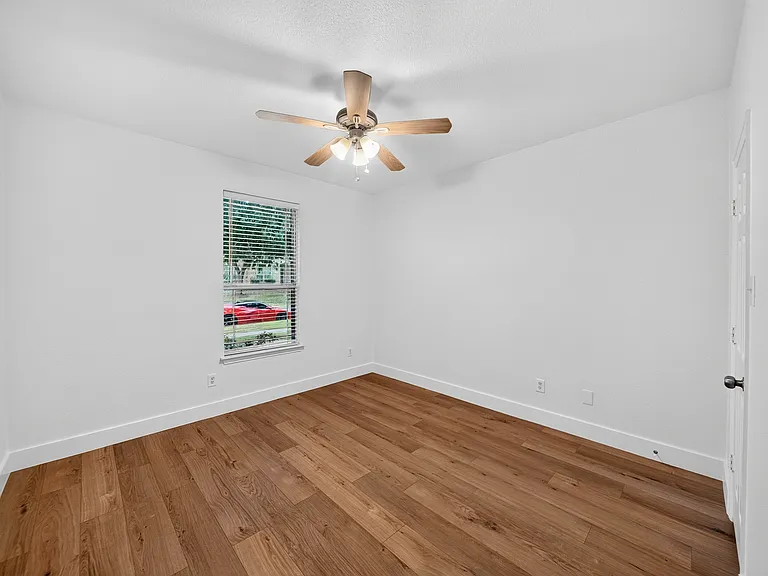 11630 La Grange Dr — Photo 20