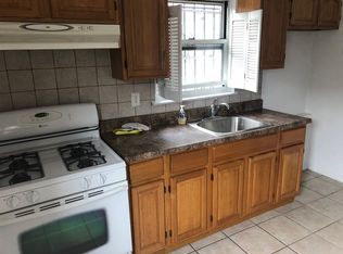 19-16 147th St, Whitestone, NY 11357